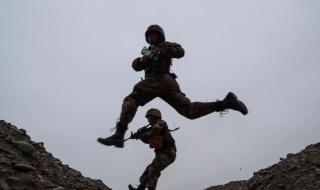 日落西山红霞飞 日落西山红霞飞